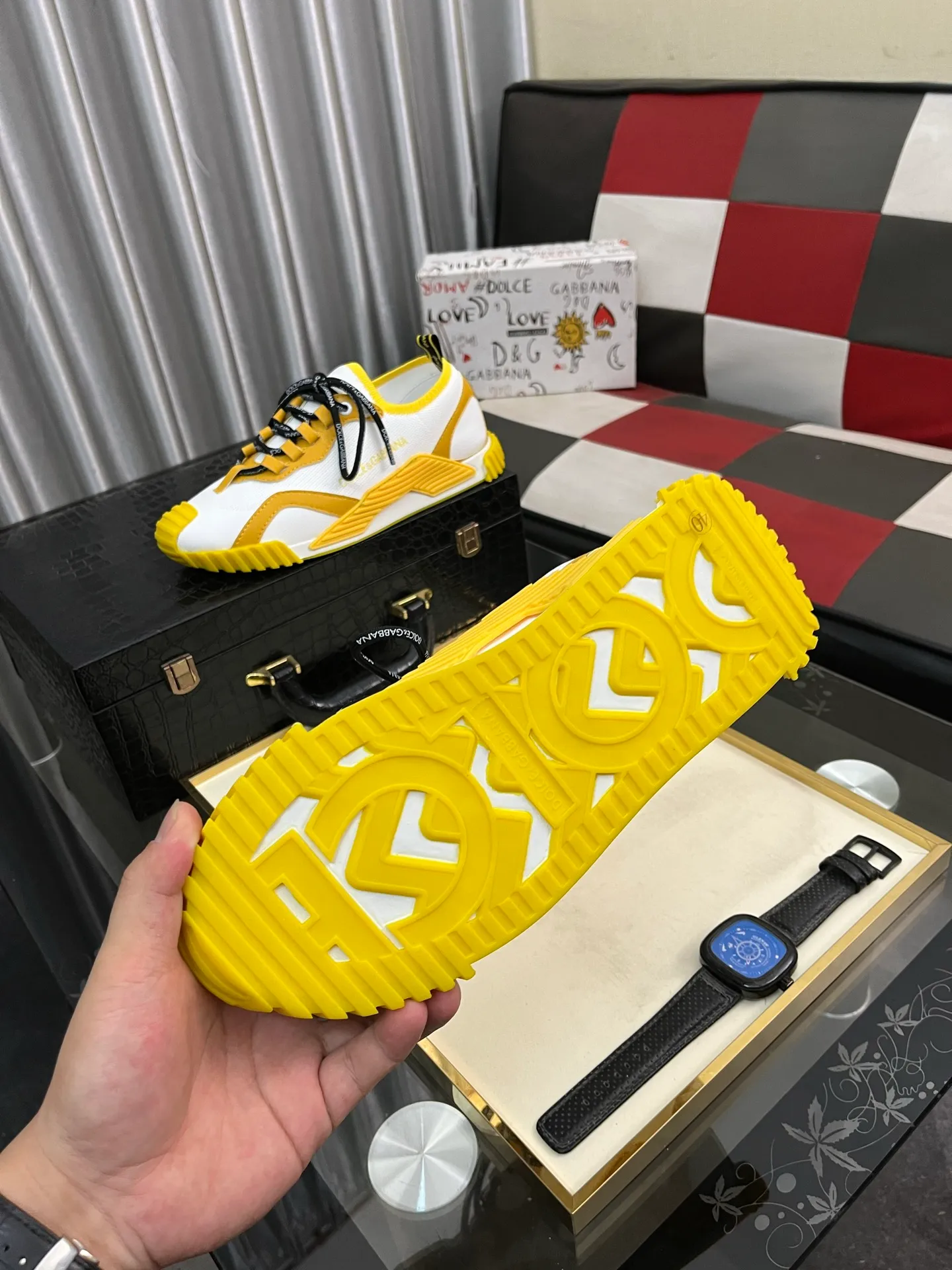 Men's Men's Shoes💰420⌚️⌚️Dolce&Gabbana••DG✔️Men's Sports•Casual Shoes. Original goods from top counters. Original imported cowhide, multi-material splicing design ➕Imported cowhide lining, cowhide feet ➕Original TPR elastic outsole. Size: 35-46